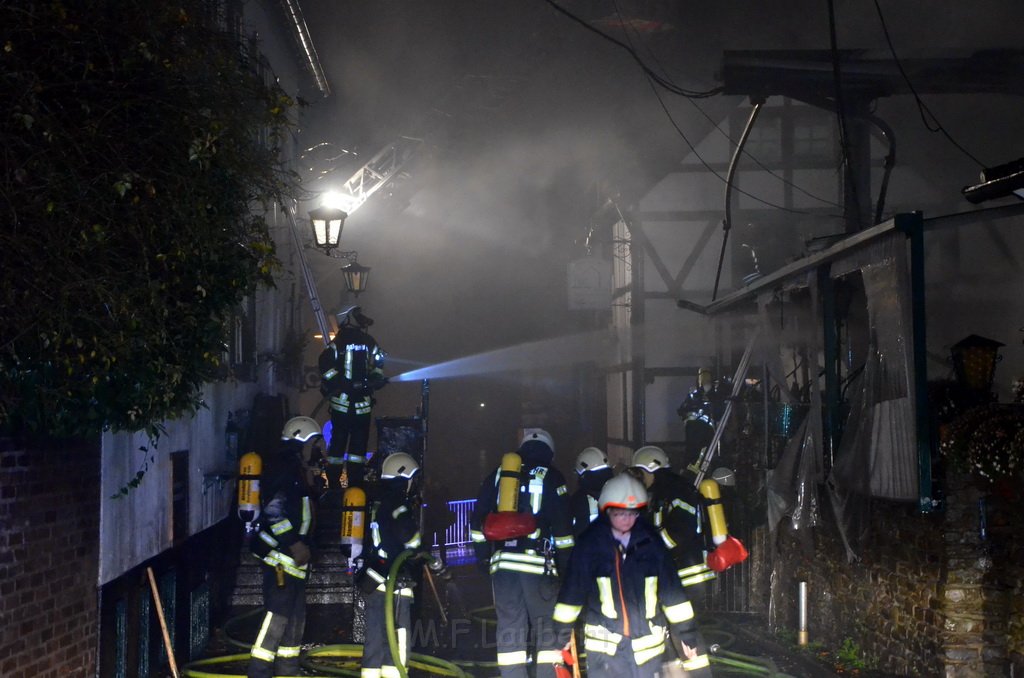 Feuer 3 Zum Treppchen Koeln Rodenkirchen Kirchstr Steinstr P054.JPG - Miklos Laubert